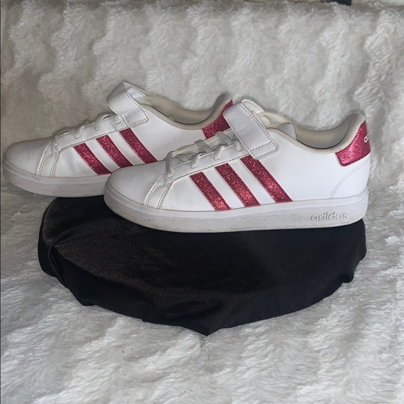 Adidas women White and Pink Sneakers - Picture 8 of 8